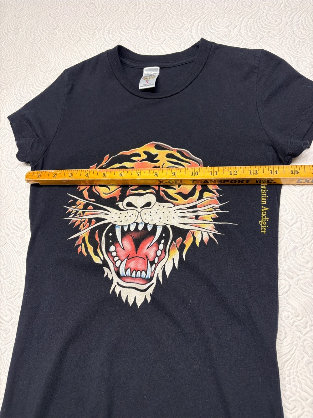Ed Hardy Black Tee with Roaring Tiger Head Graphic - Picture 4 of 7